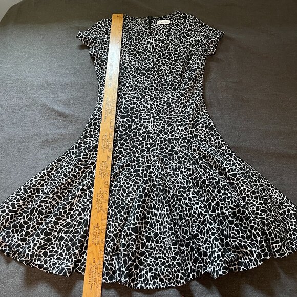 Calvin Klein Fit and Flare Short Sleeve Dress - Picture 8 of 8